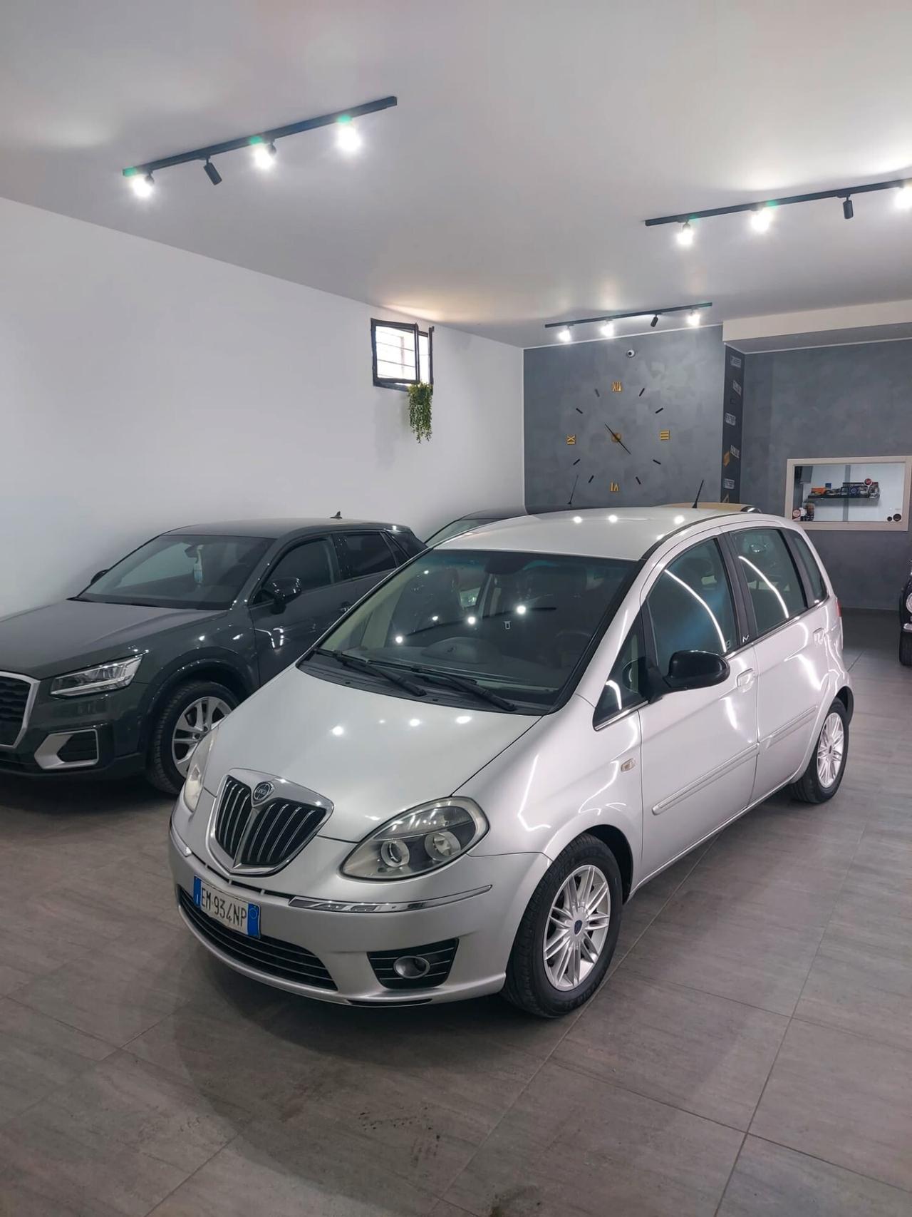 Lancia MUSA 1.3 Mjt 95 CV AVENUE 2012