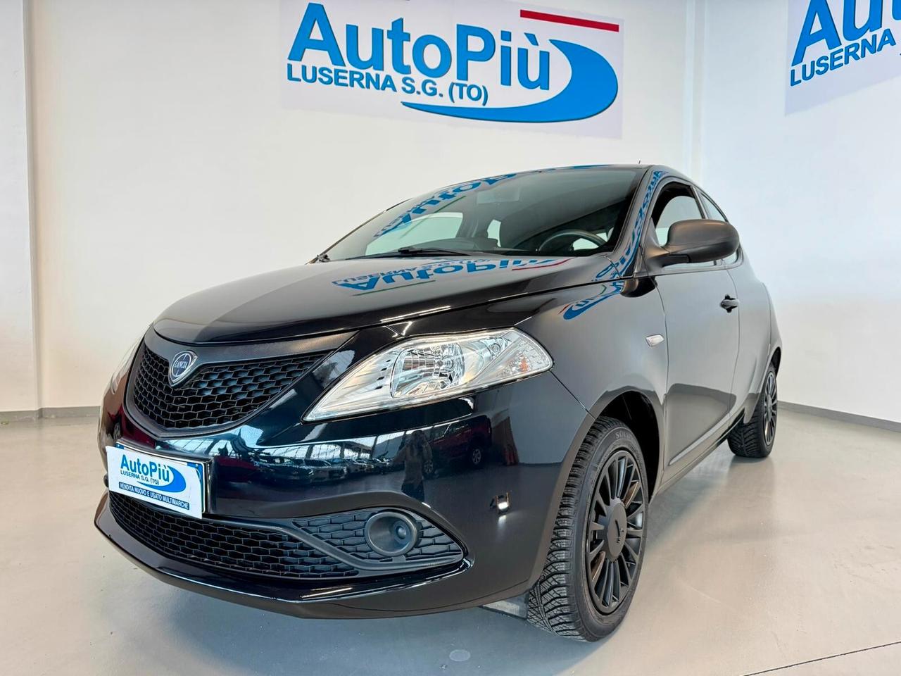 Lancia Ypsilon 1.2 69 CV 5 porte S&S Platinum 5 p.ti