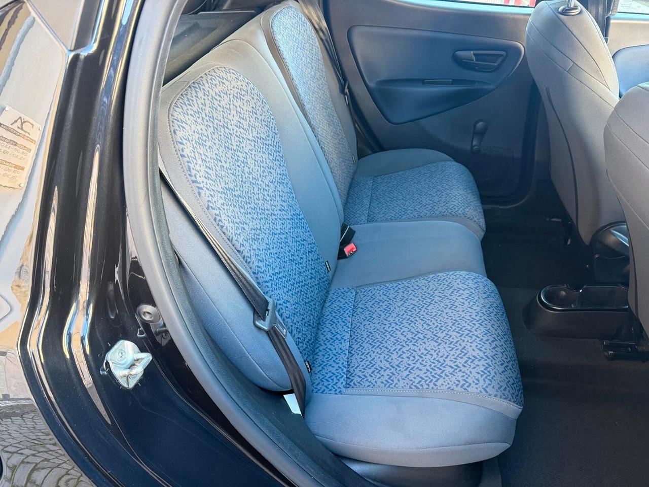 Lancia Ypsilon 1.0 Hybrid 70cv Gold 2023 UNICA