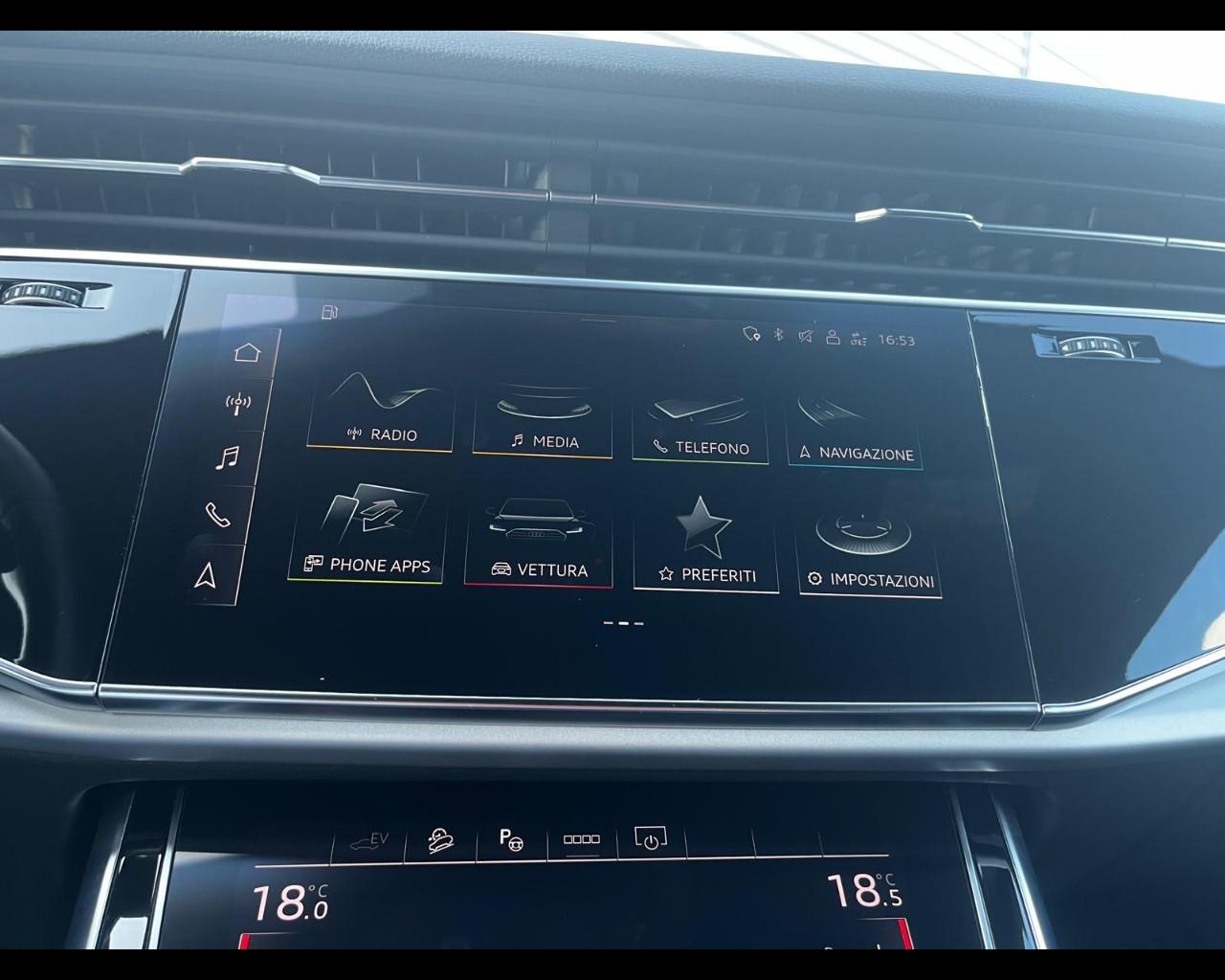 AUDI Q8 55 TFSIe QUATTRO TIPTRONIC