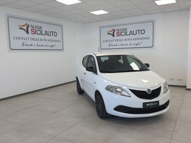 Lancia Ypsilon 1.2 69cv Start& Stop Gold