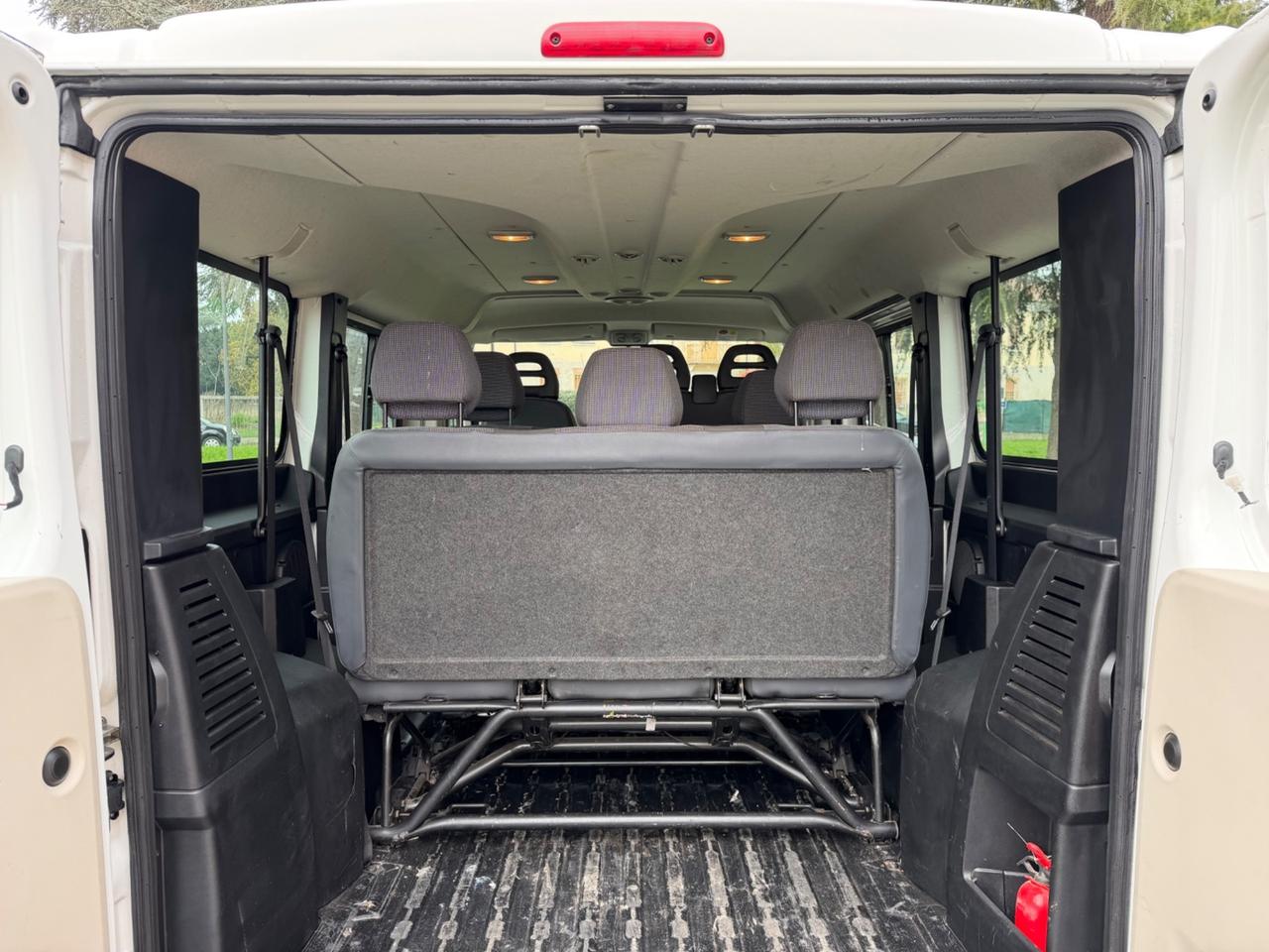 Peugeot Boxer 2.2 HDi/ 9posti Combi Premium