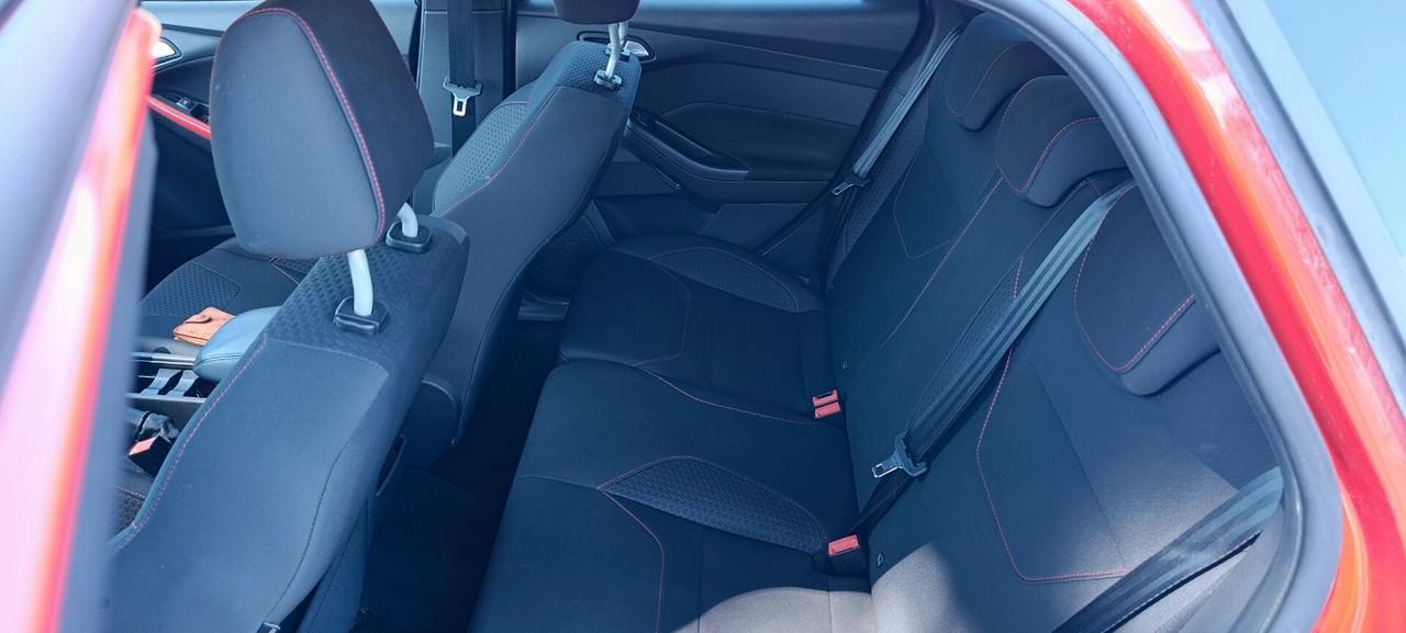 Ford Focus 1.5 TDCi ST Line