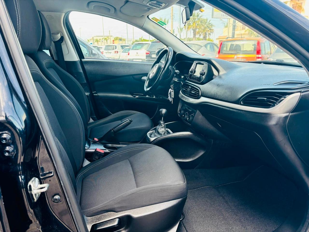 Fiat Tipo 1.6 Mjt S&S SW Lounge