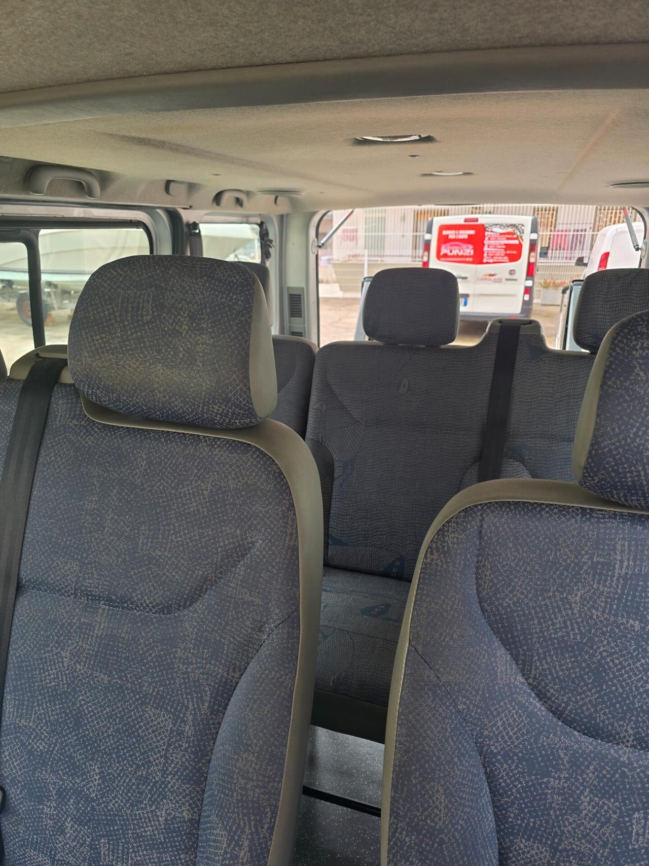 Nissan Primastar C29 - CON PEDANA PER CARROZZINA