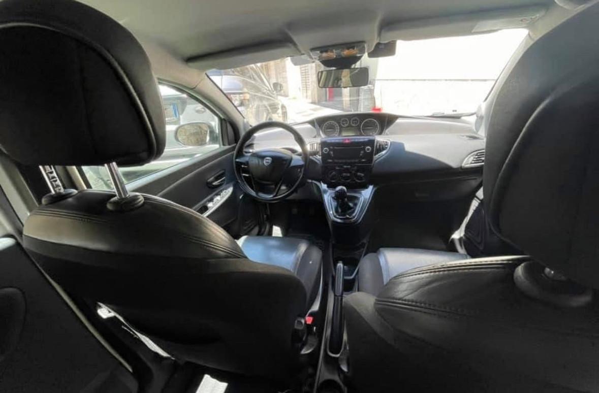 Lancia Ypsilon RATE / FINANZIAMENTI