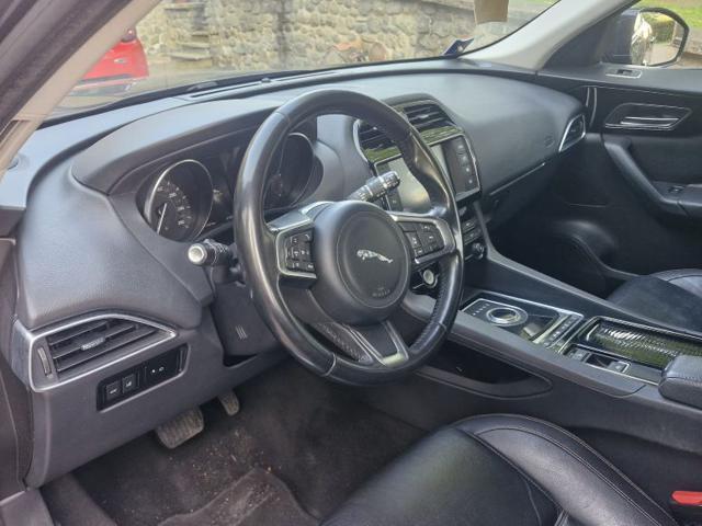 JAGUAR F-Pace 2.0 D 180 CV aut. Prestige