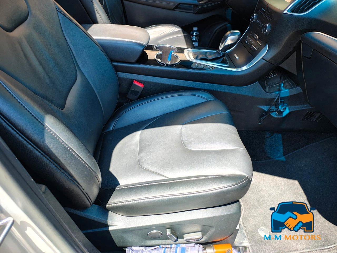 Ford Edge 2.0 tdci Titanium s&s awd 210cv powershift
