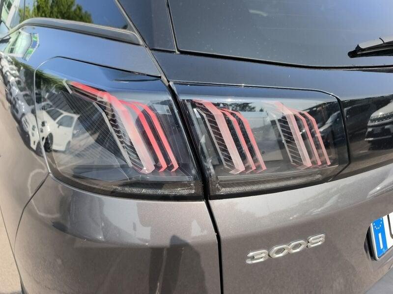 Peugeot 3008 II 2021 1.6 hybrid phev Allure 225cv e-eat8