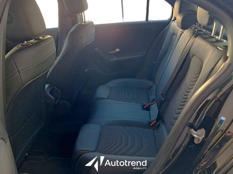 Mercedes-Benz Classe A 180 d 116 CV Automatica LED Business Extra