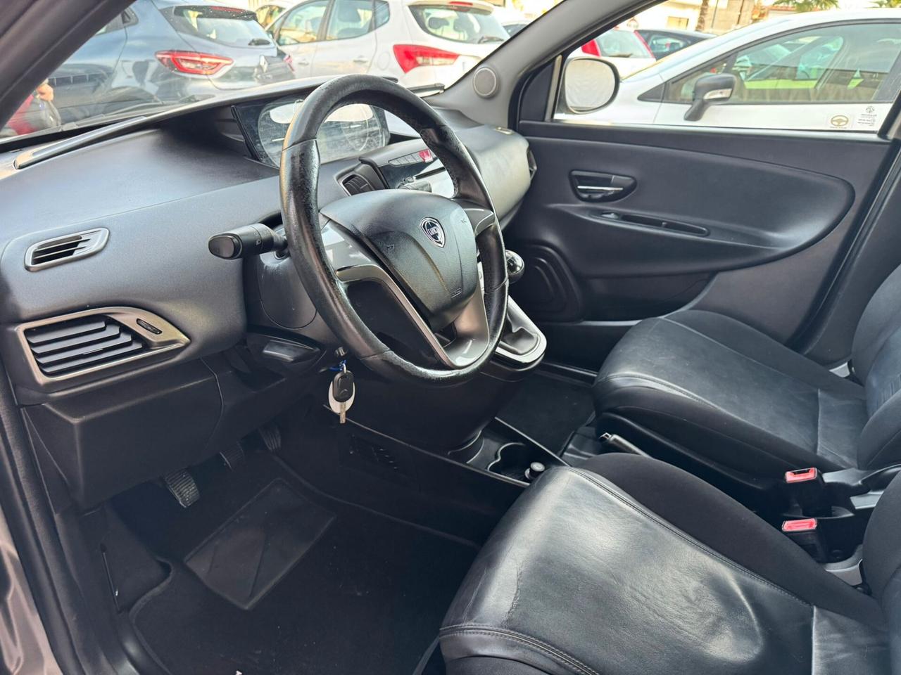 Lancia Ypsilon 1.3 MJT 16V 95 CV 5 porte S&S Platinum