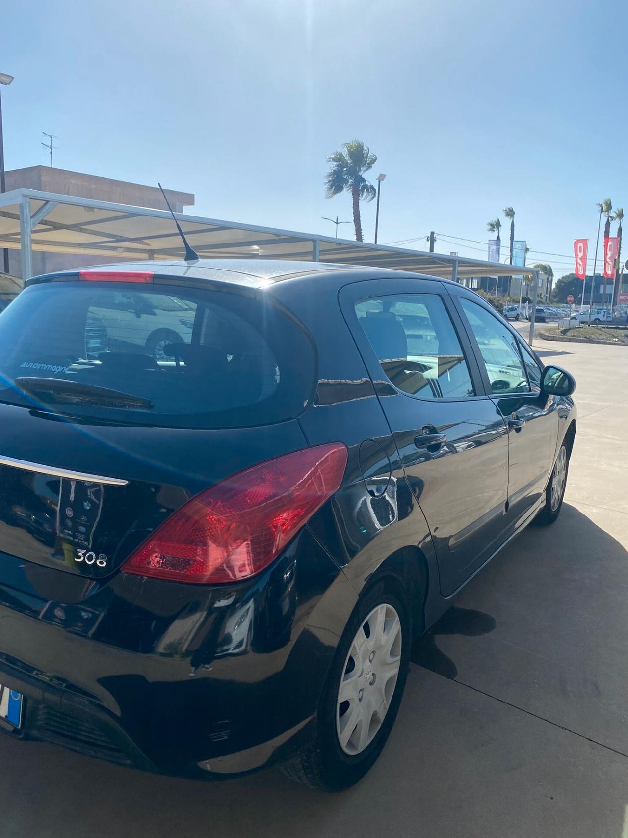 Peugeot 308 1.6 8V HDi 93CV 5p. Business