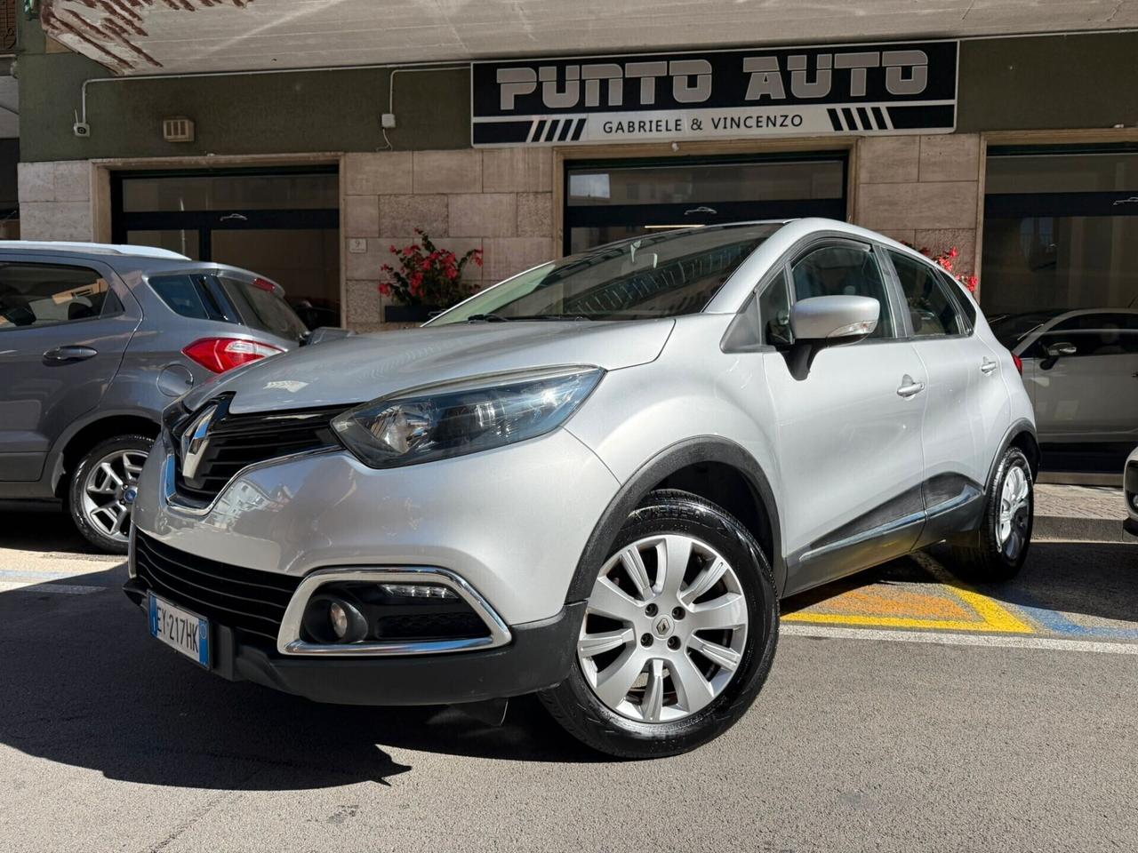 Renault Captur 0.9 90 CV Energy R-Link 63.500 KM