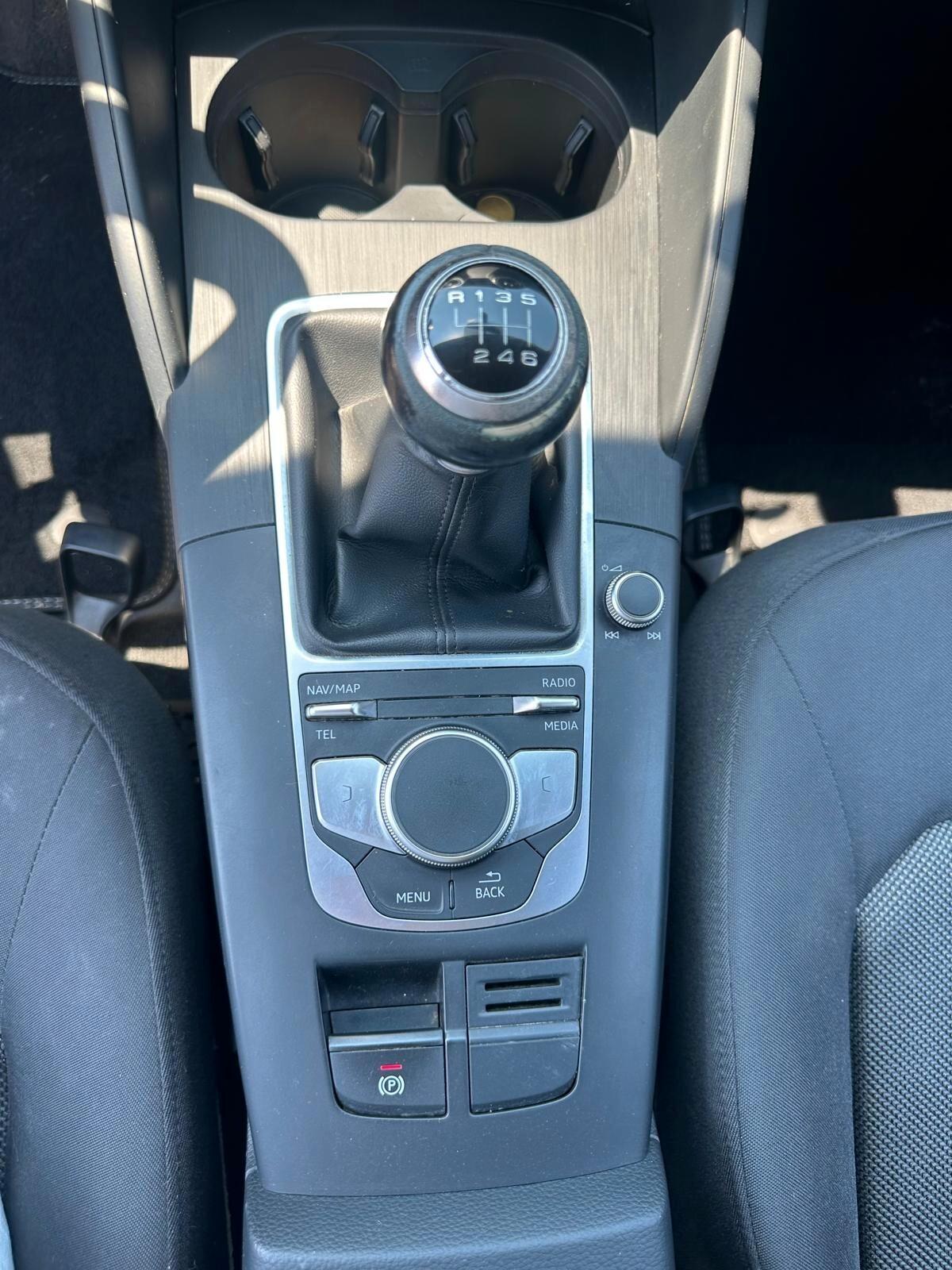 Audi A3 1.6 TDI 116 CV Sport-08/2017