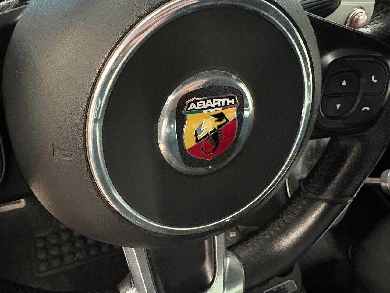 Abarth 595 PISTA 1.4 Turbo T-Jet 160 CV