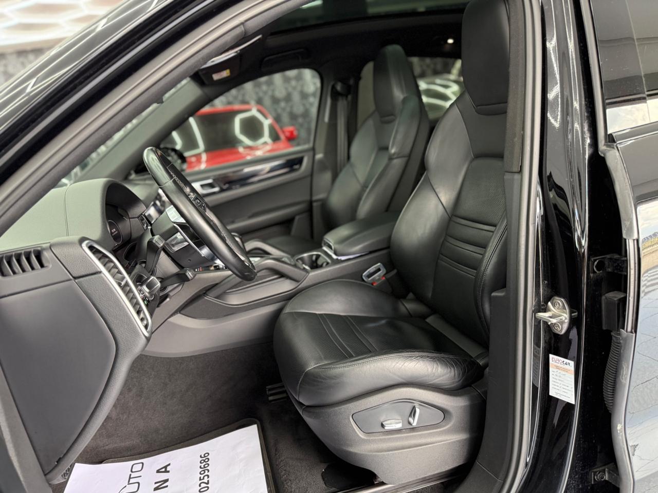 Porsche Cayenne 3.0 V6