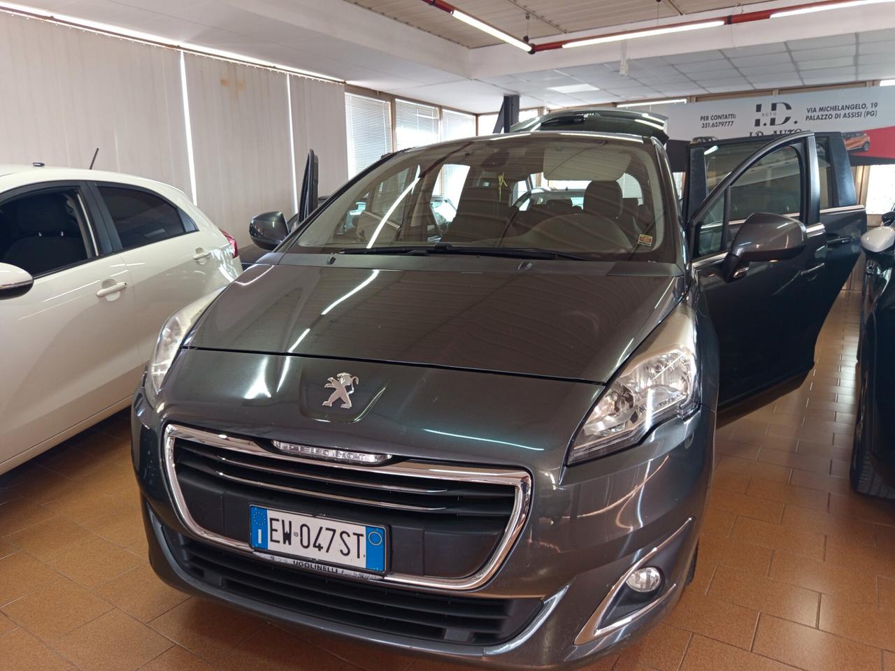 Peugeot 5008 1.6 diesel, 7 posti, 163 Mila chilometri