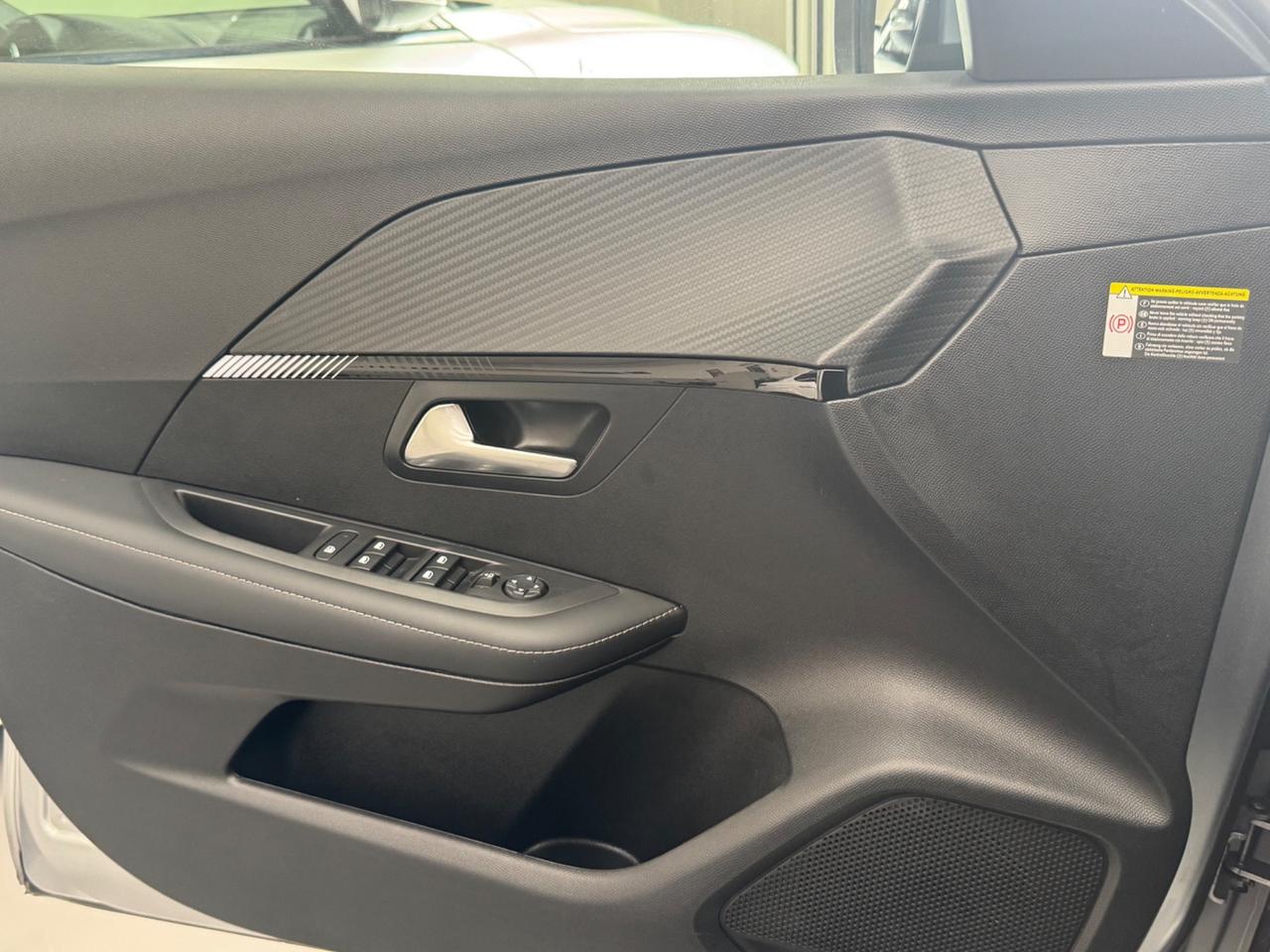 Peugeot 208 PureTech 100 Stop&Start 5 porte Allure