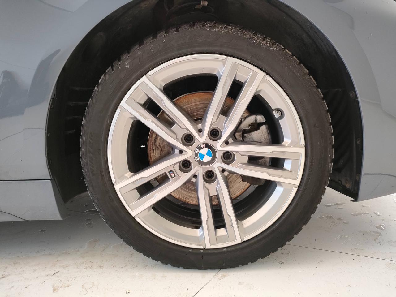 BMW Serie 1 F40 - 118d Msport auto
