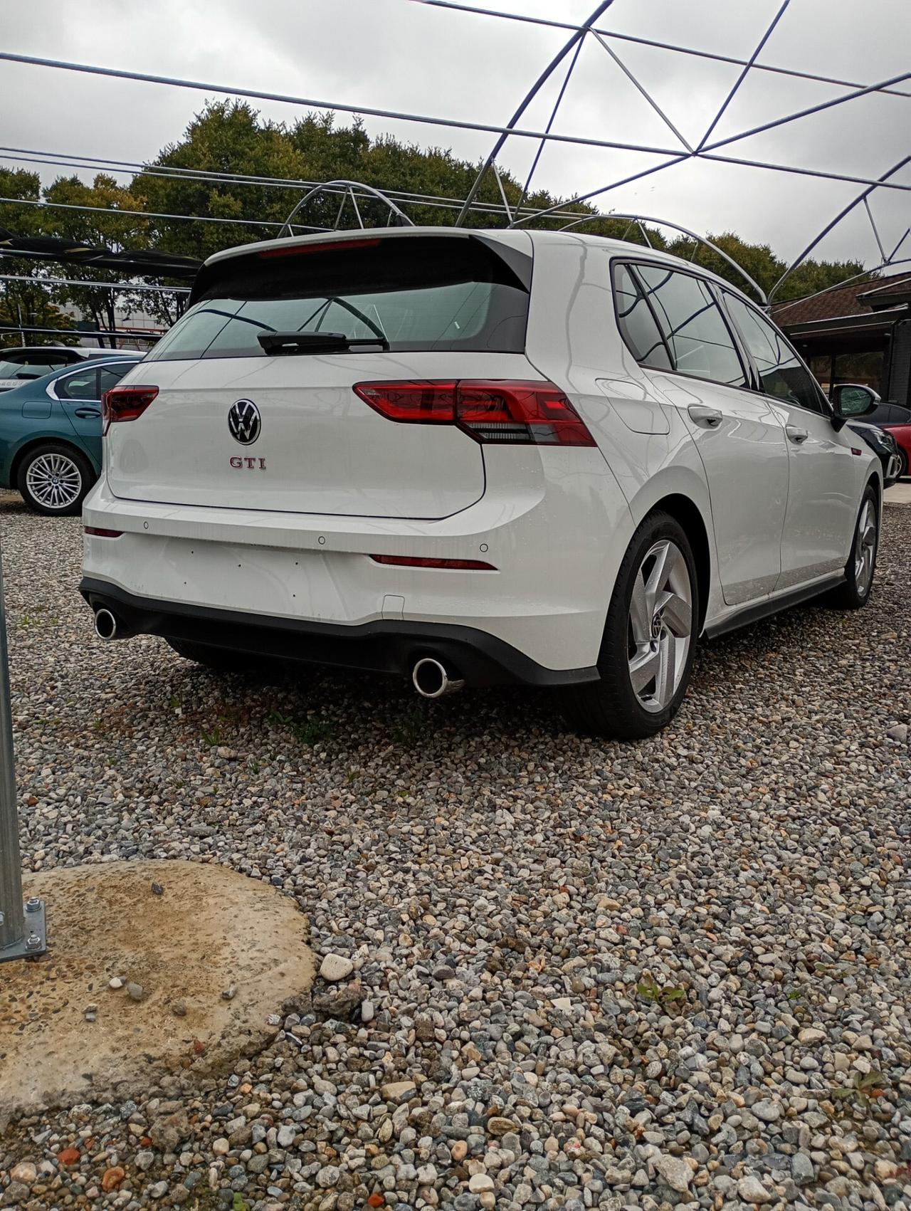Volkswagen Golf GTI 2.0 TSI DSG