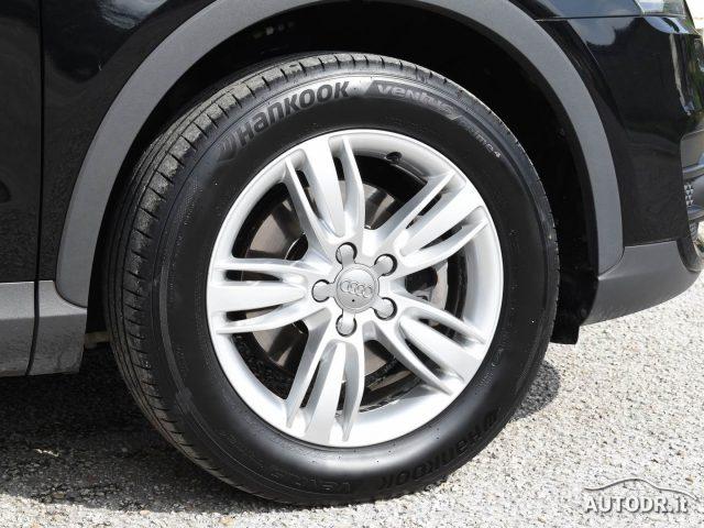 AUDI Q3 2.0 TDI quattro, Navi, Tetto panorama, Retrocamera