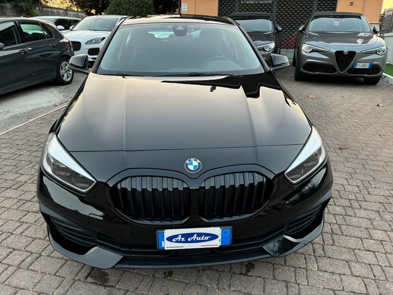 Bmw 116d 5p. Sport 116 CV FULL - MATRIX MY 21
