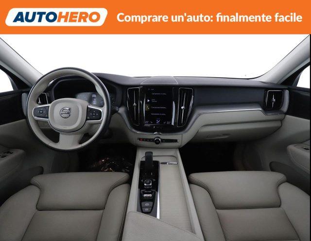 VOLVO XC60 B4 Geartronic Momentum Pro