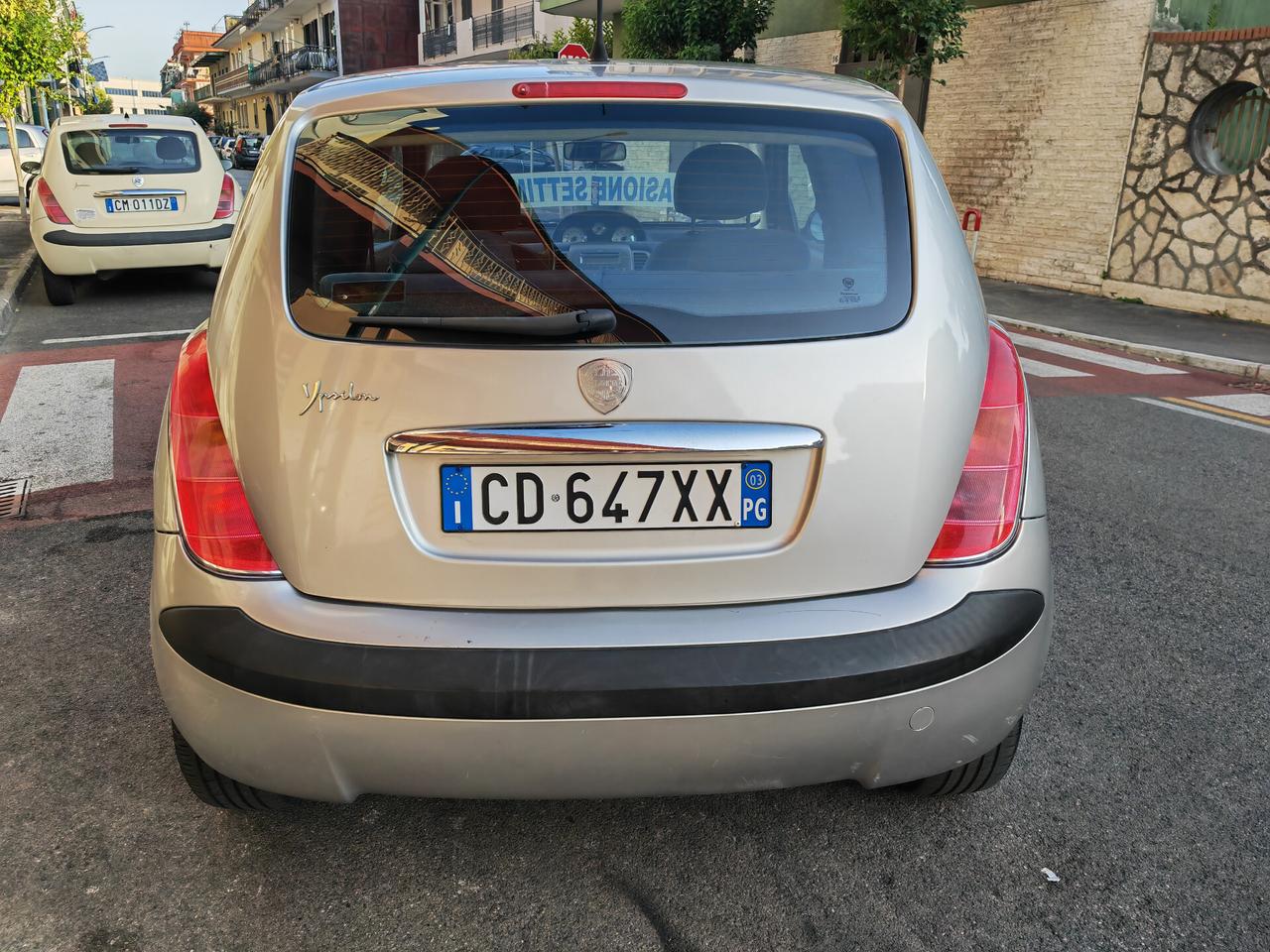 LANCIA YPSILON 1.2 BENZINA CV60 KW44 ORO