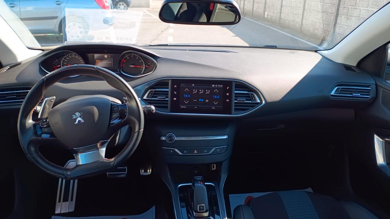 Peugeot 308 PureTech Turbo 130 S&S EAT8 Tech Edition