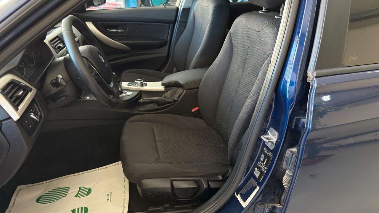 Bmw 320d Touring Business Advantage auto
