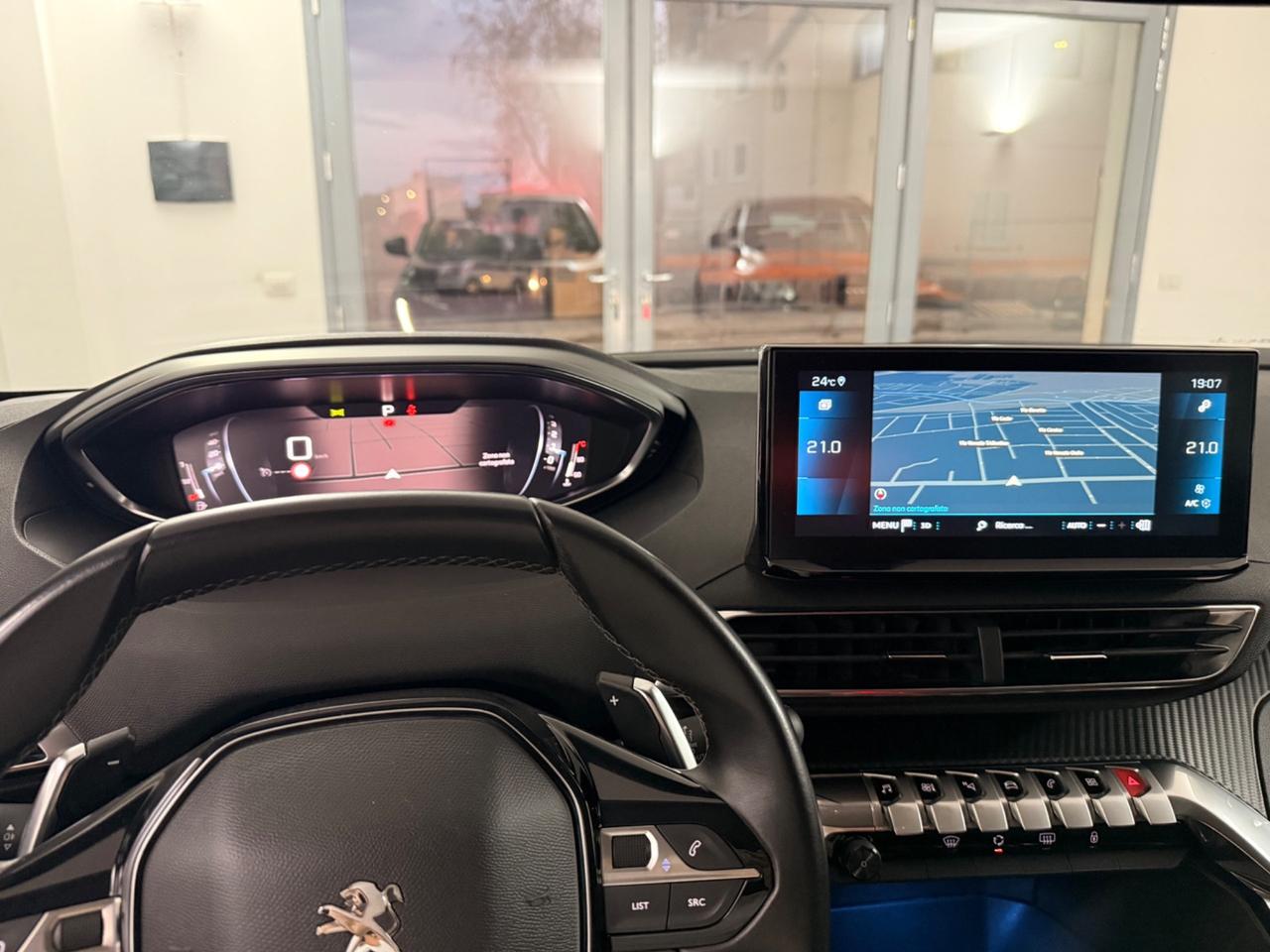 Peugeot 3008 BlueHDi 130 S&S EAT8 Allure