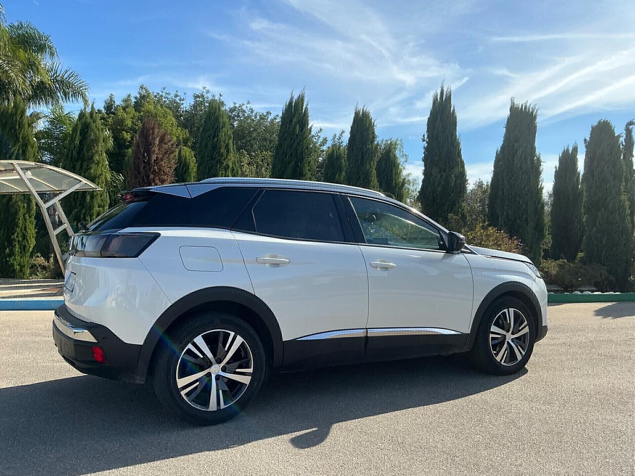 PEUGEOT 3008 1.5 DIESEL 130cv ALLURE -12/2020