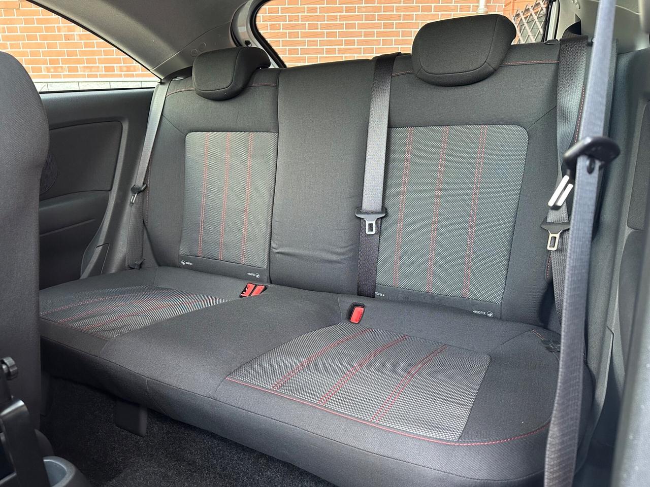 Opel Corsa 1.4 100cv OK NEOPATENTATO