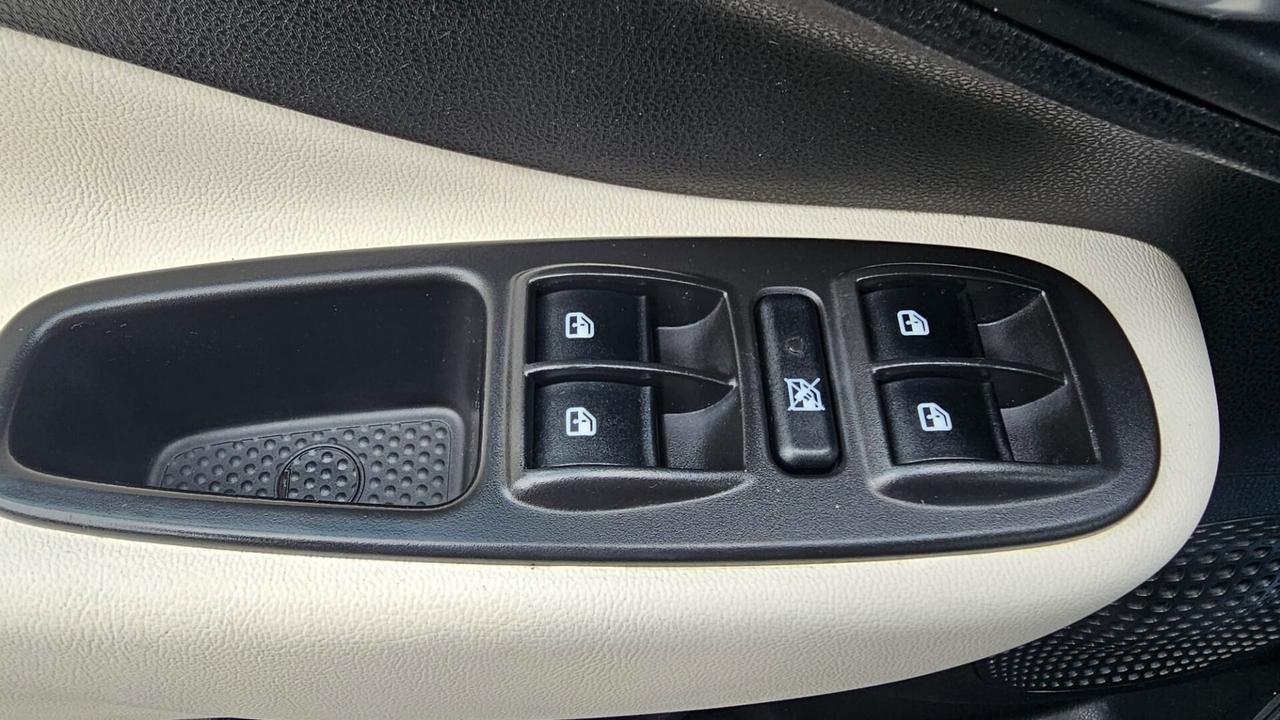 Fiat 500L 1.3 Multijet 95 CV Dualogic Trekking