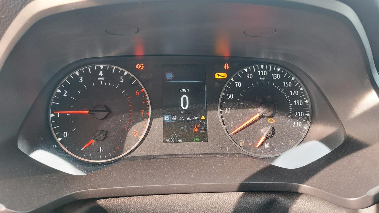 Renault Captur TCe 100 CV GPL FAP Intens
