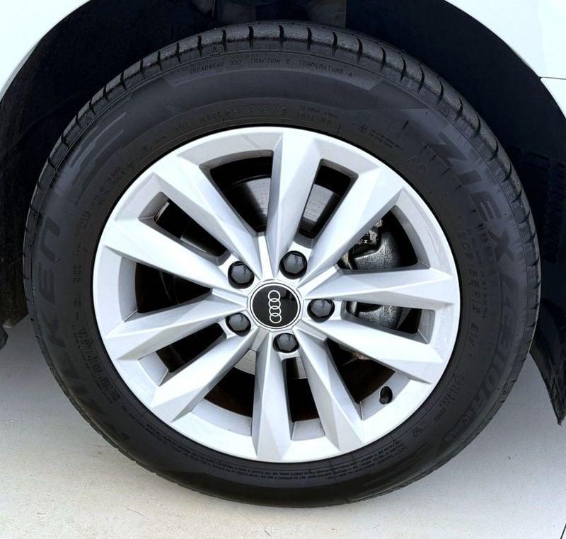 Audi A3 A3 SPB 30 g-tron S tronic Business Advanced