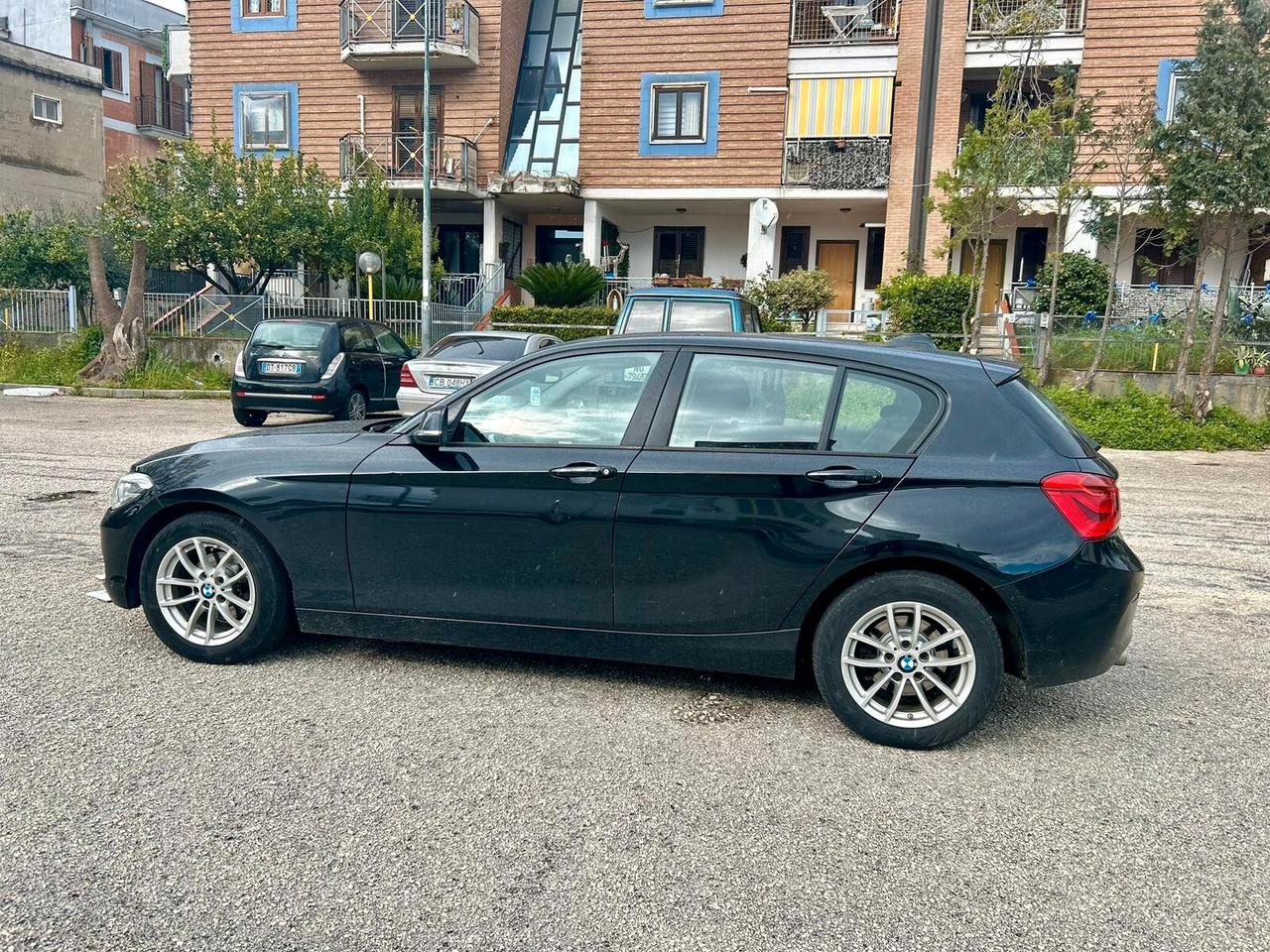 Bmw 116 116d 5p. Efficient Dynamics Urban