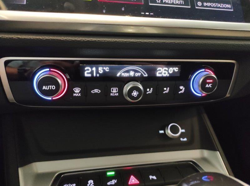 AUDI Q3 2ª serie - Q3 45 TFSI e S tronic Business