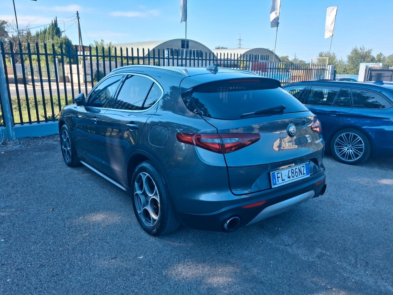 Alfa Romeo Stelvio 2.2 Turbodiesel 180 CV AT8 RWD Executive