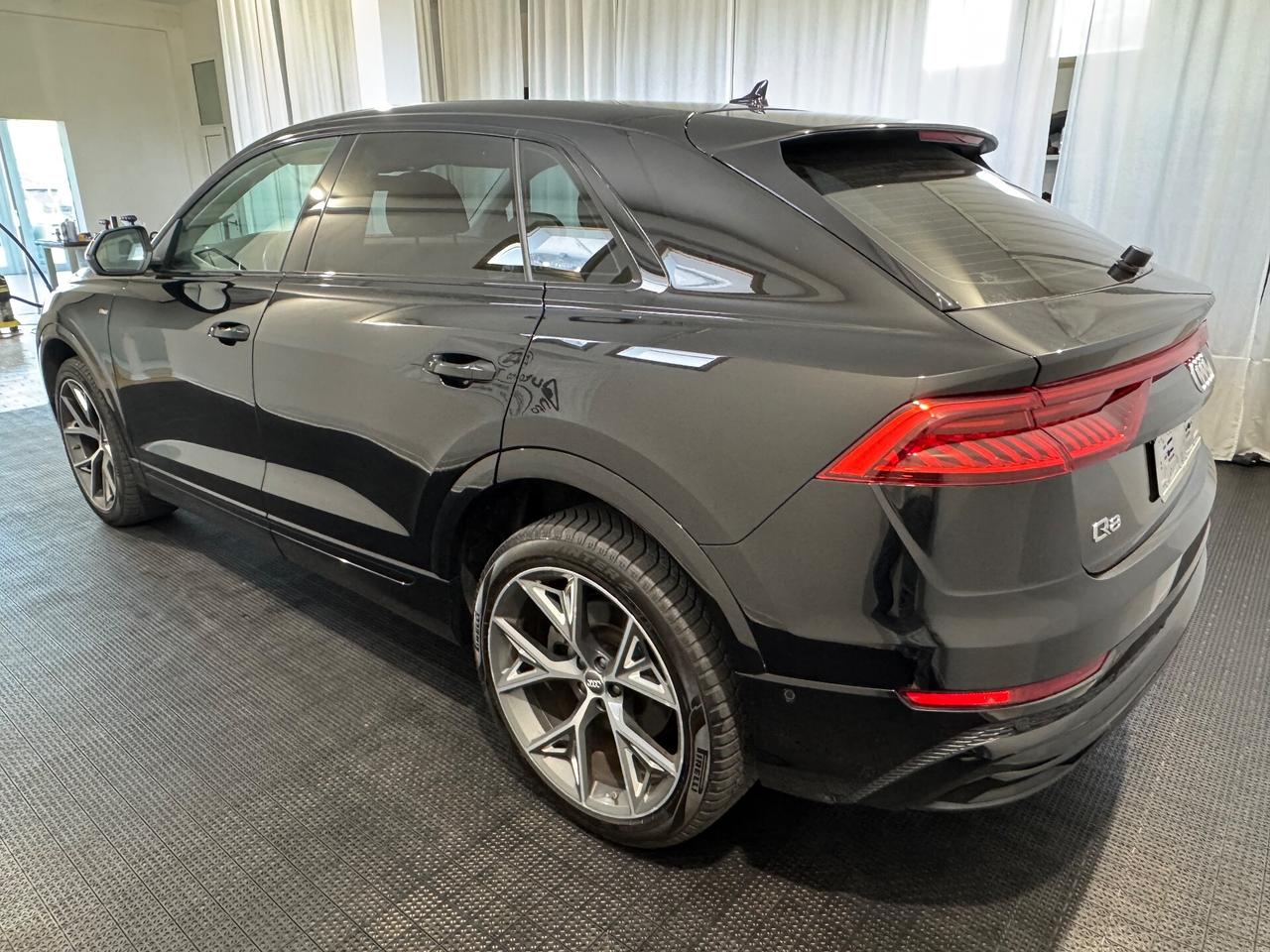 Audi Q8 45 TDI quattro tiptronic Sport