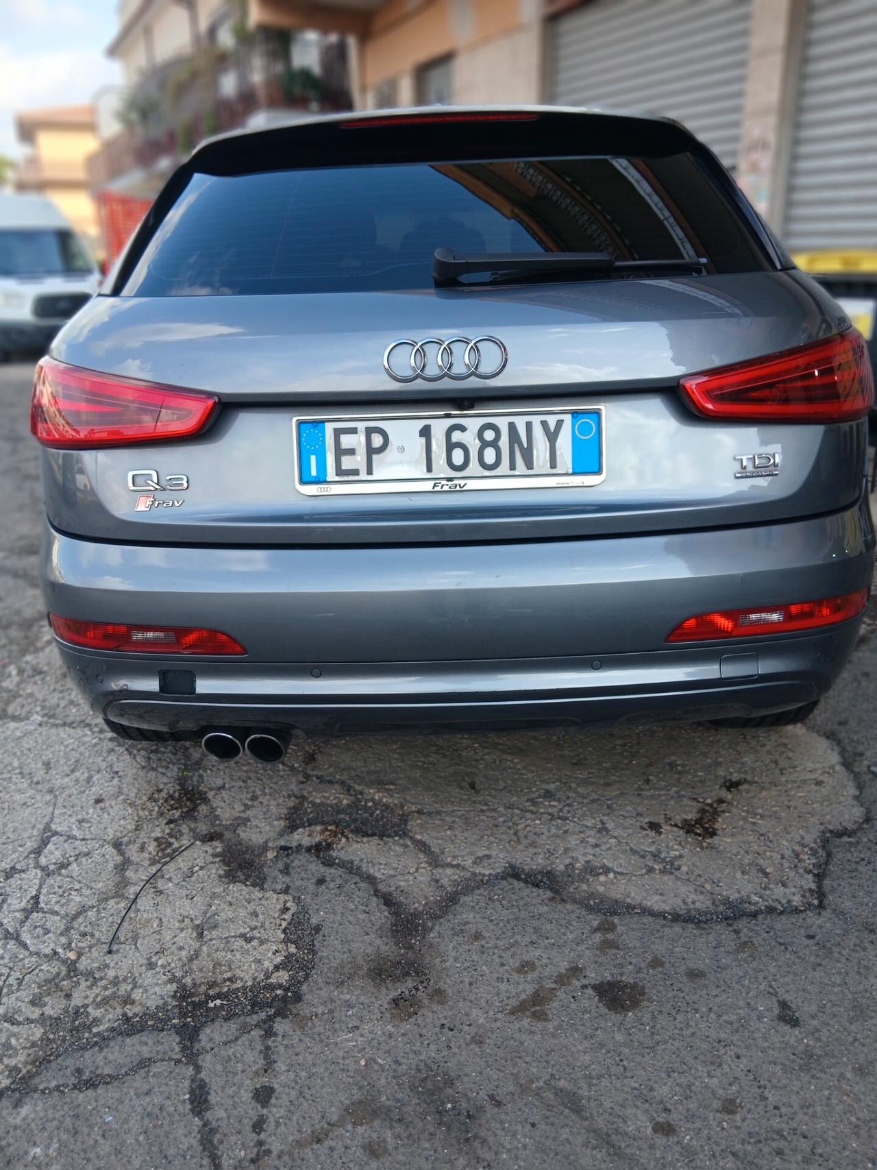 Audi Q3 35 TDI S tronic Business