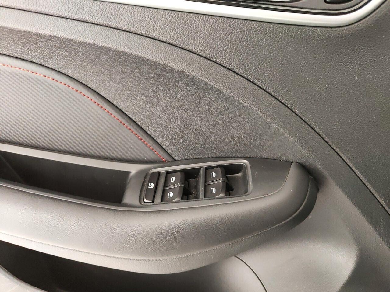 Mg ZS 1.5 VTi-tech Luxury GPL incluso