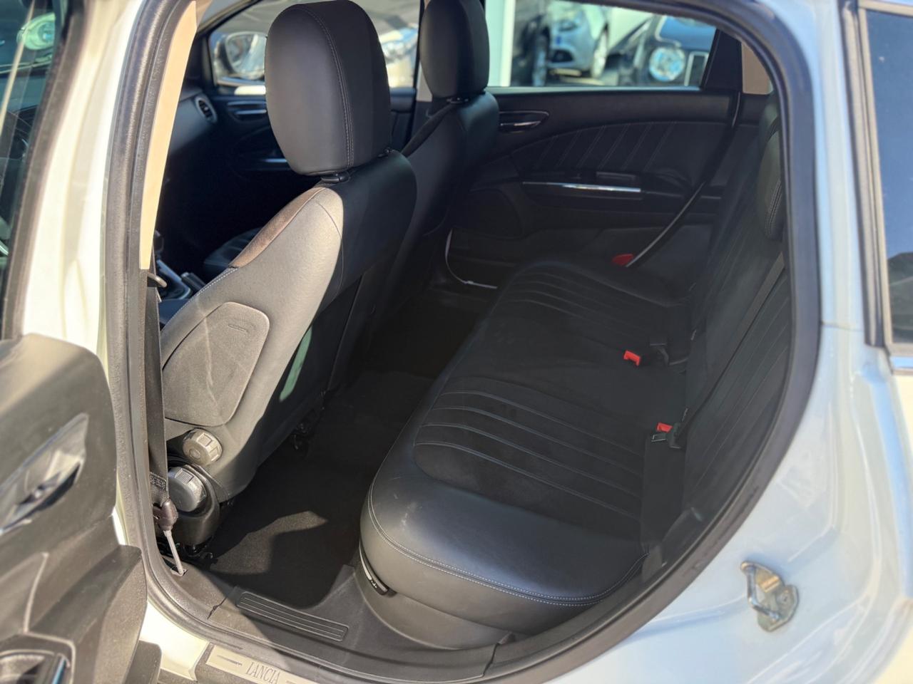 Lancia Delta 1.6 MJT DPF Platino PERFETTA