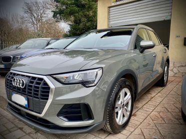 Audi Q3 35 TDI S tronic Business Advanced