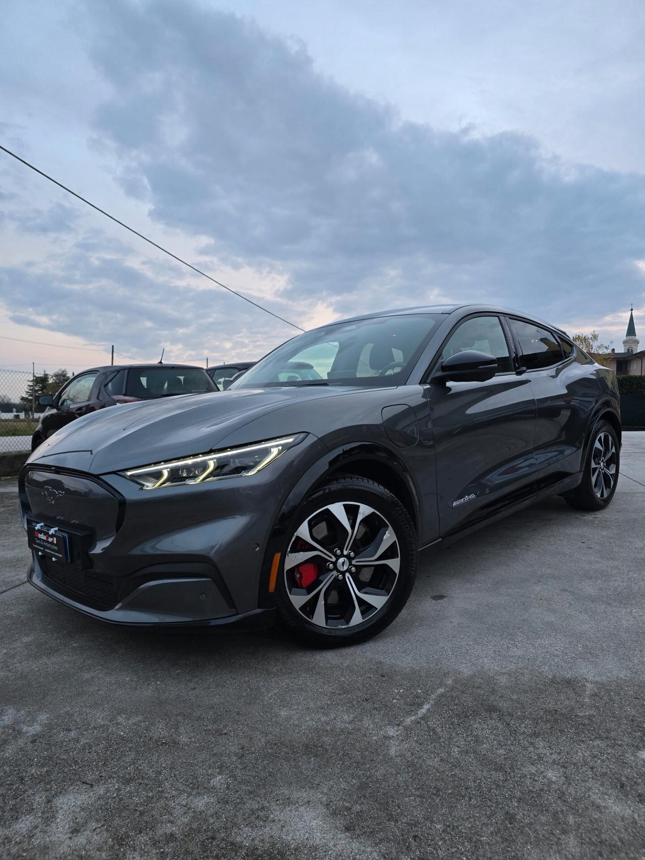 Ford Mustang AWD RANGE EXTENDED