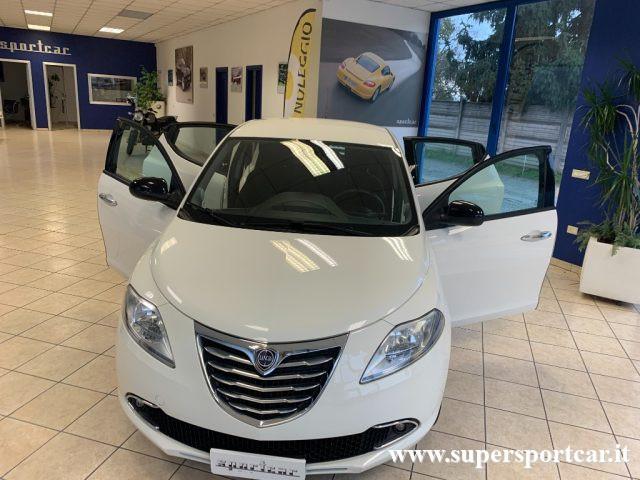 LANCIA Ypsilon 1.2 69 CV 5 porte S&S Silver
