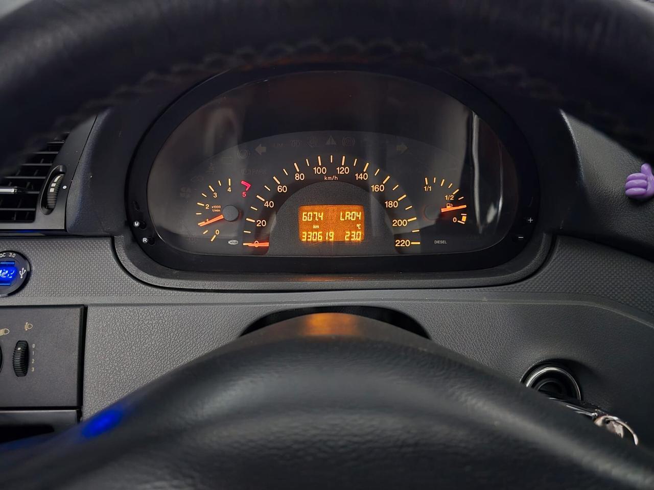 Mercedes-benz Vito 2.2 111 CDI PC-SL Kombi Long - 9 posti
