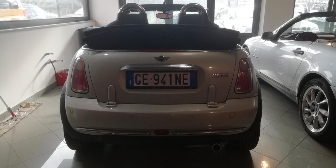 Mini 1.6 16V One Sidewalk Cabrio