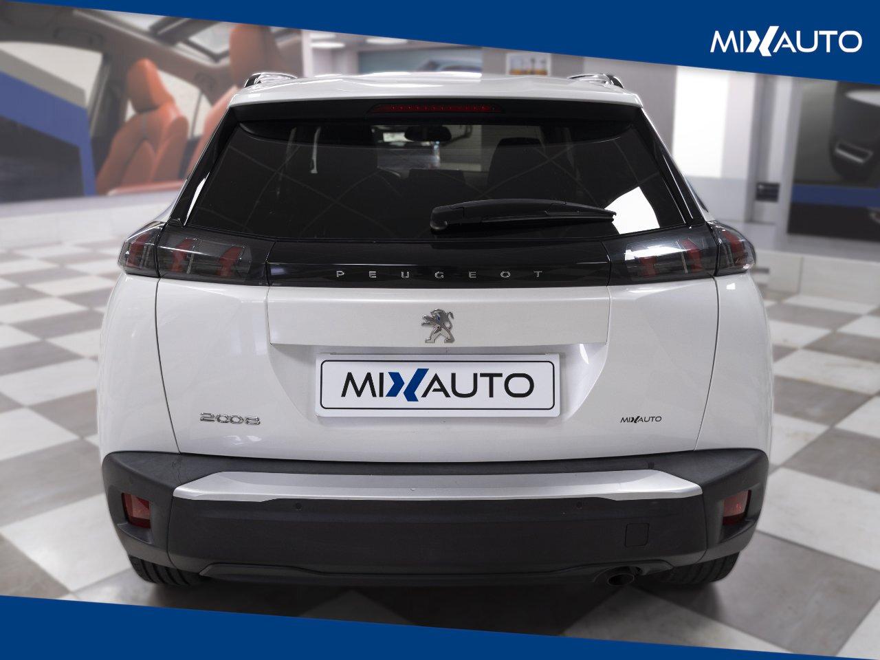 Peugeot 2008 1.2 Puretech Allure S&S 100CV