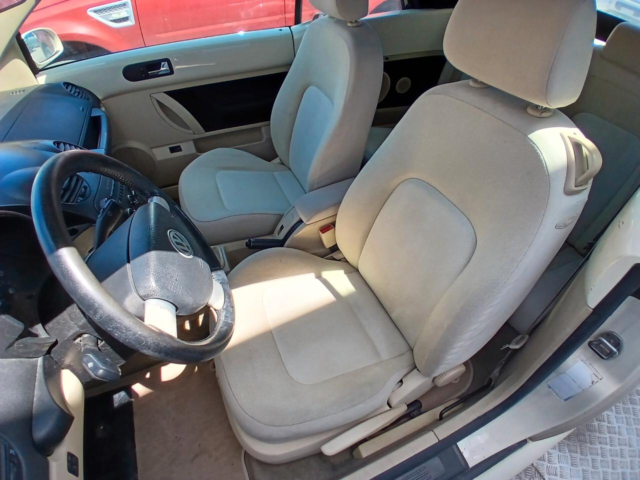 Volkswagen New Beetle 1.6 CABRIO 102CV 2006